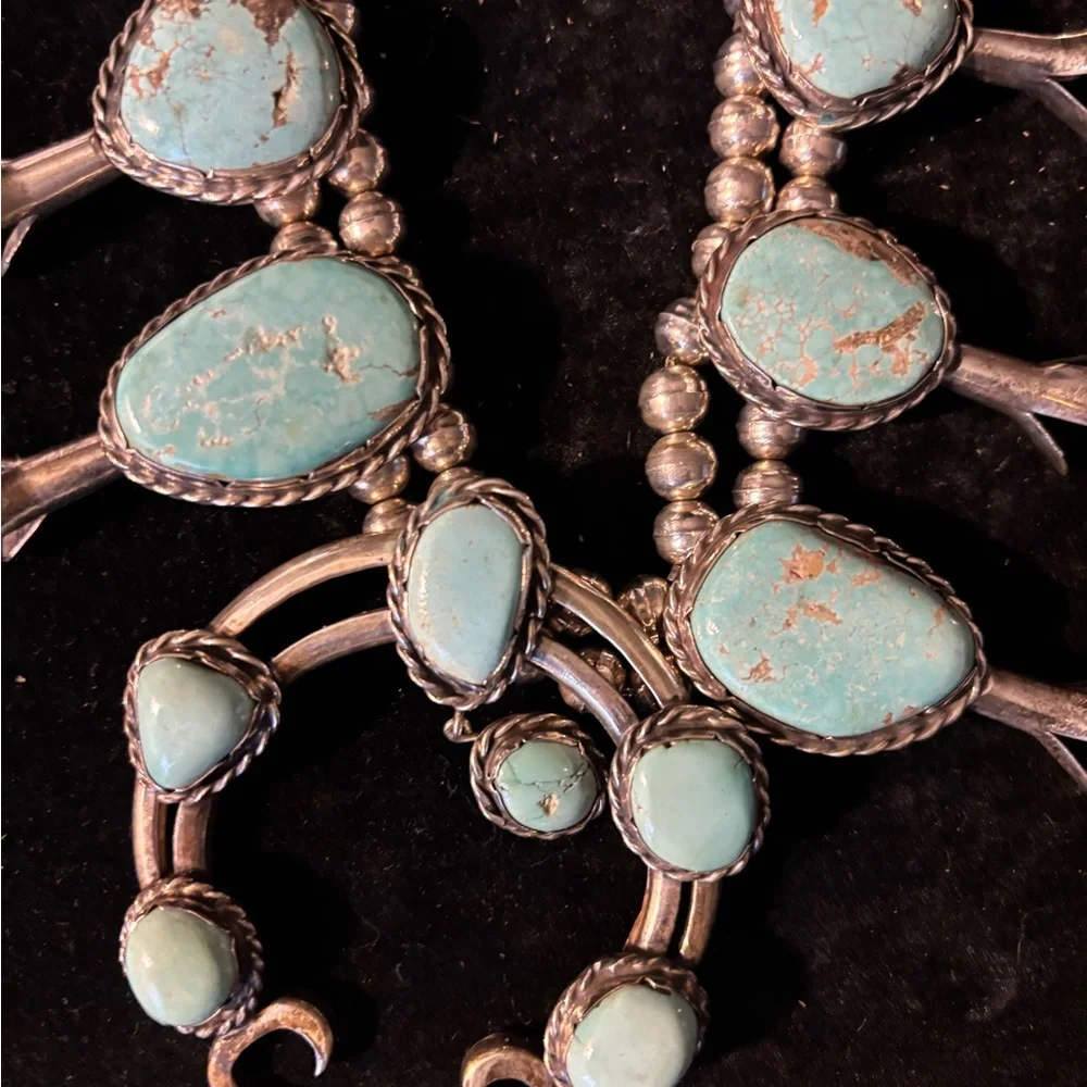 Turquoise and Silver Women's Necklace - Picture 3 of 9